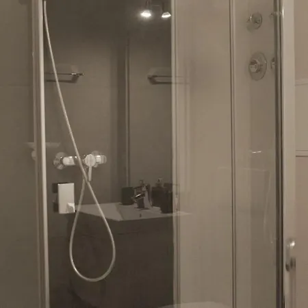 Goehrenglueck - Gross - Zentral - Strandnah Lägenhet *